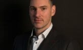 Invest in crypto assets by hedging with physical gold